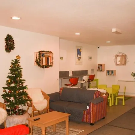 Apartment Cosy Pour 4 Pers Avec Wi-fi En Front De Neige, - Animaux Acceptes - Fr-1-266-85 Montgenevre